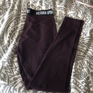 Victoria secret sport legging.